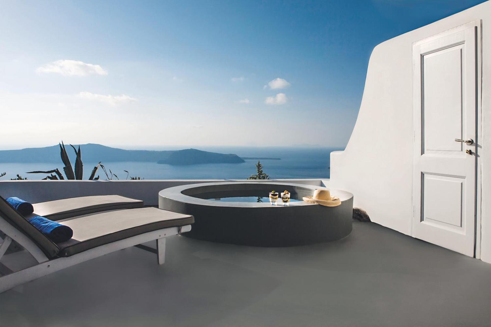 Honeymoon Double Room with Caldera View